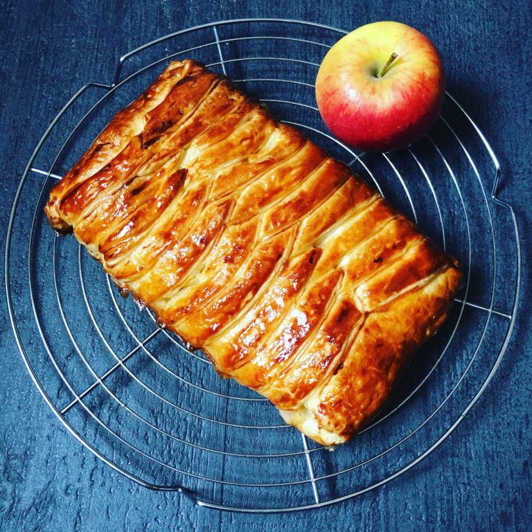 Le Gros Chausson aux Pommes Casserole & Chocolat
