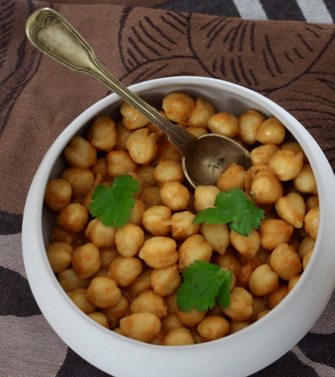 Pois chiches et tomates au curry indien