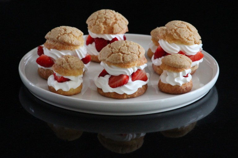 Les Choux à la Chantilly et aux Fraises