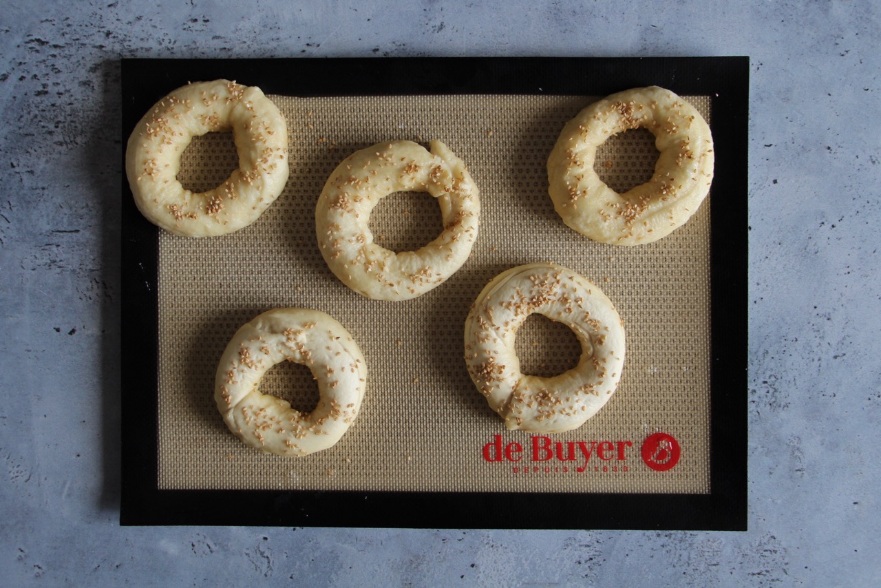 Le Bagel Bretzel Avocat et Saumon fumé Casserole & Chocolat