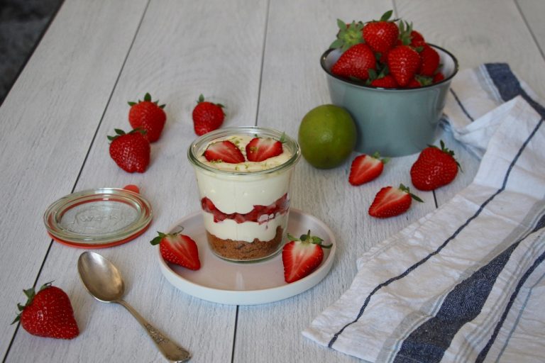 Tiramisù à la Fraise Casserole & Chocolat