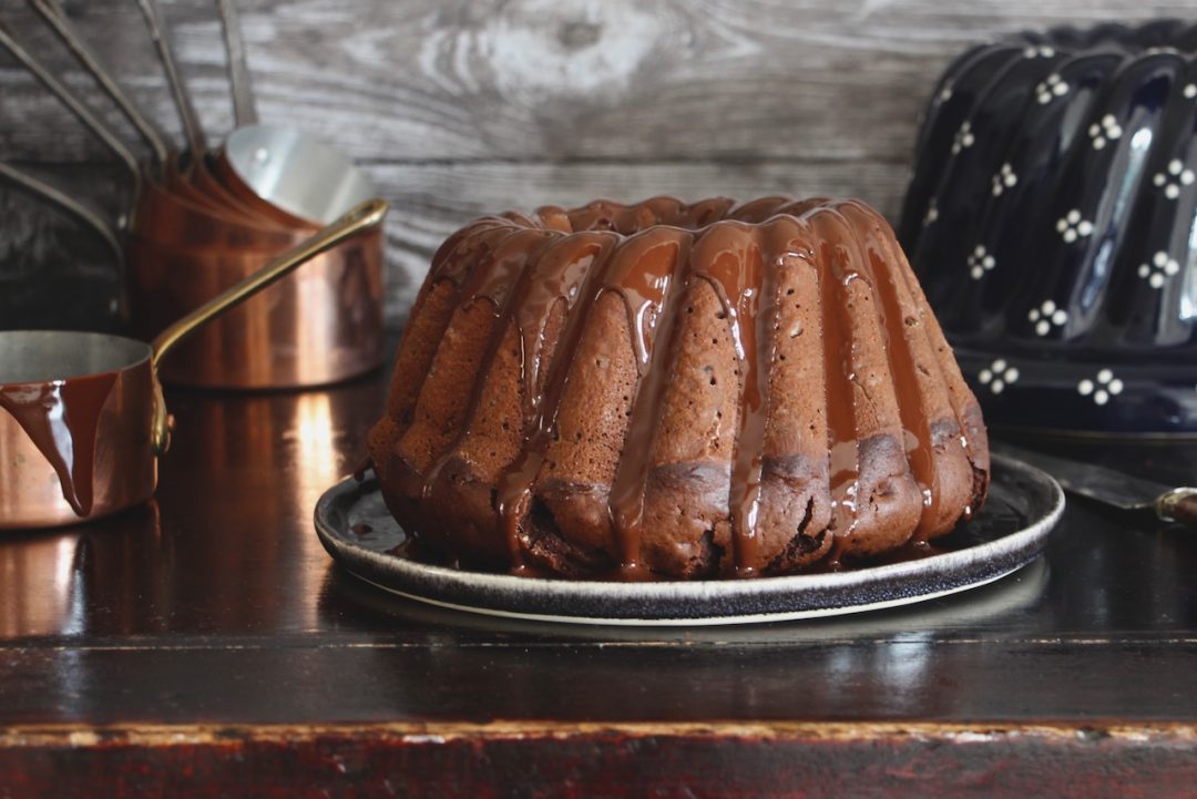 Le Cake au Chocolat le plus Moelleux du Monde – Casserole & Chocolat