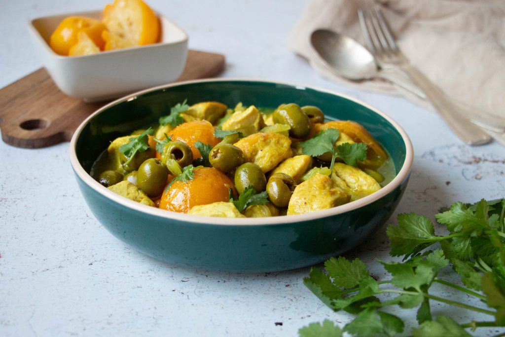 Tajine de Poulet, Citron confit et Olives au CookEasy - Casserole