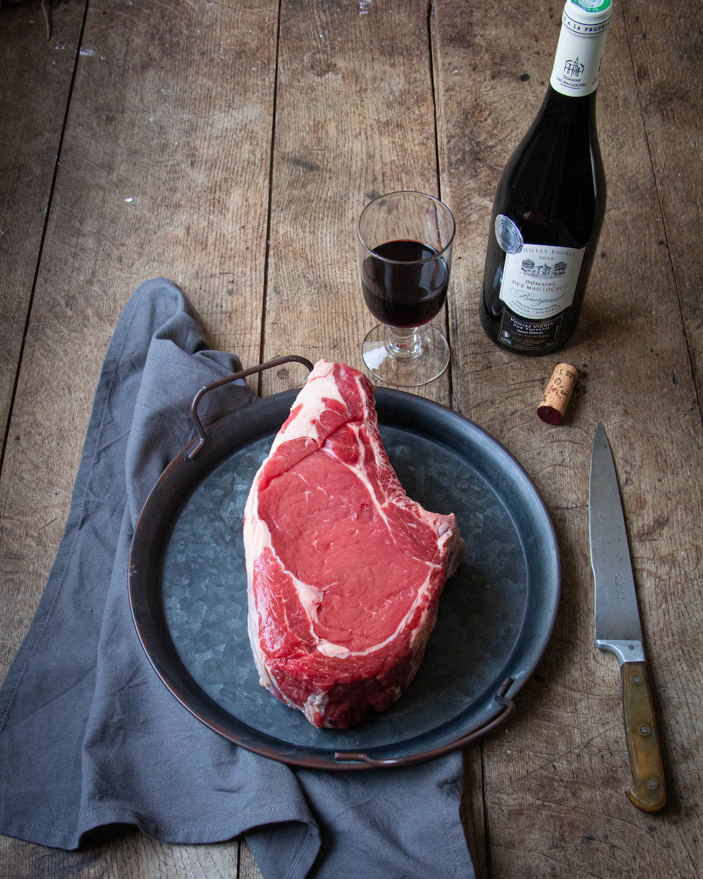 Côte de Boeuf au Four et Sauce au Vin Casserole & Chocolat