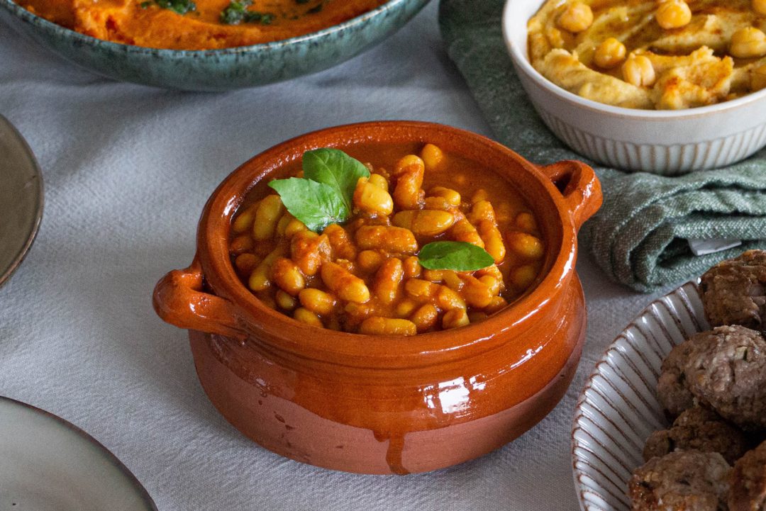 Haricots blancs à la sauce tomate et aux épices marocaines