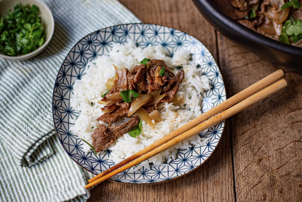 Boeuf sauté aux Oignons chinois - Casserole & Chocolat
