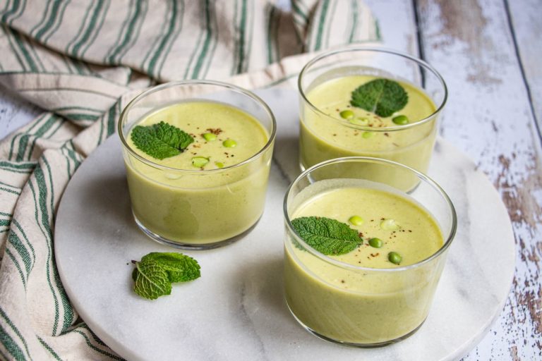 Soupe froide et veloutée de Petits Pois et menthe