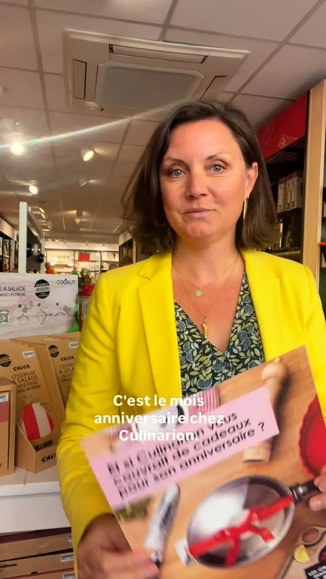 C’est le mois anniversaire chez @culinarionfr !
Découvrez à cette occasion de très nombreux produits premium à prix promo (jusqu’au 19/10/2025). C’est le moment de vous équiper ! La force des magasins Culinarion c’est le choix, la qualité et surtout les conseils.

En prime participez au concours : tentez de gagner le starter kit Fresh & Save de @zwilling_fr ainsi qu’une bouteille isotherme Active Bahia @qwetch.fr et un lot de 3 Sachets de Solid Drink nouveau goût Litchi/Goyave.
Comment faire ? c’est super simple !
✅ il faut être abonné(e) à mon compte @casseroleetchocolat et à celui de @culinarionfr 
✅ liker, commenter et inviter un ami !
✅ renouveler autant de fois pour démultiplier vos chances
✅ partager ce post en story si ça vous dit
✅ et si vous le voulez, allez faire un tour sur mon compte et dites-moi ce que vous pensez de mes derniers posts (parce que ça fait plaisir 😉)
Fin du concours ce dimanche 28 septembre à 23h59
Réservé à la France métropolitaine et aux personnes majeures.
Bonne chance à tous !! 🍀🍀🍀

*Collaboration rémunérée*
•
#culinarion #ustensile #cuisine #gastronomie #artsdelatable #ustensiles #casseroleetchocolat #concoursinsta #jeuconcours #giveaway #anniversaire #concoursinstagram #concours #ideecadeau #cuisinermaison #concoursfrance #cuisiner #faitmaison #recettefacile #patisserie